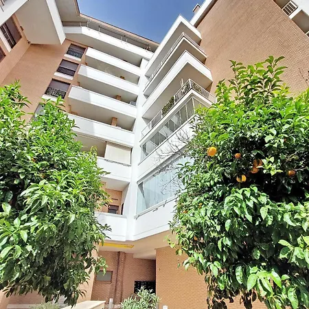 Brunelleschi House - Rome Airport And Fiera Roma 1 Train Stop Lägenhet