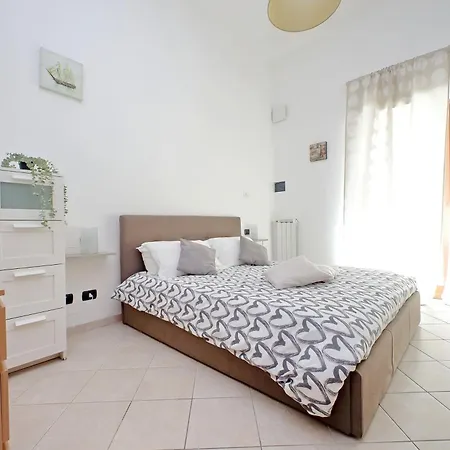 Brunelleschi House - Rome Airport And Fiera Roma 1 Train Stop * Fiumicino