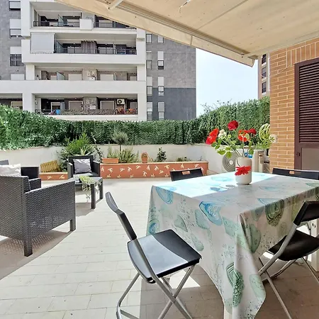 Lägenhet Brunelleschi House - Rome Airport And Fiera Roma 1 Train Stop *