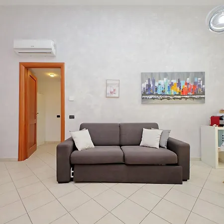 Brunelleschi House - Rome Airport And Fiera Roma 1 Train Stop *