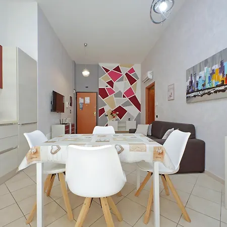 Apartmán Brunelleschi House - Rome Airport And Fiera Roma 1 Train Stop